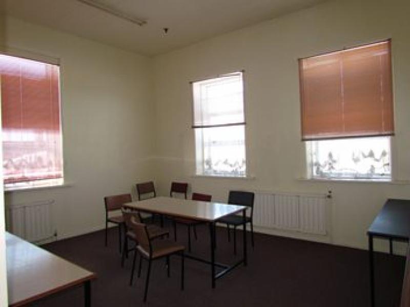 Single Office for Rent image 0