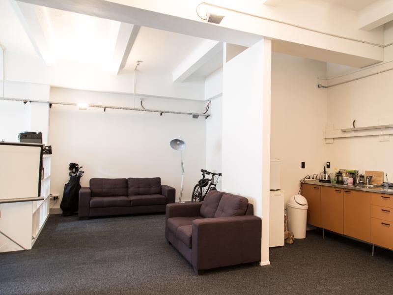 Stylish Studio/Office Space to Share image 2