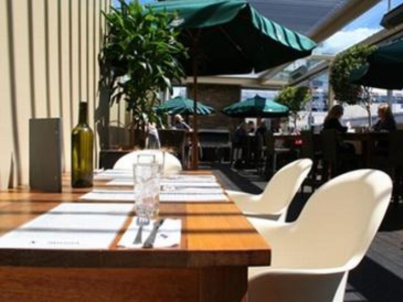 Event Venue Iguana Street Bar & Restaurant image 2