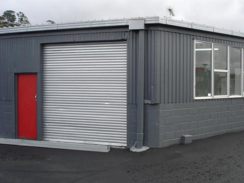 Small Lock Up Garage Mount Wellington image 0