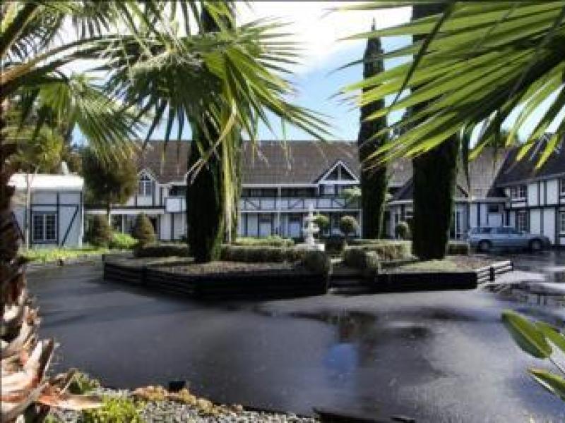 Fantail Lodge Tauranga - Wedding Venue image 1