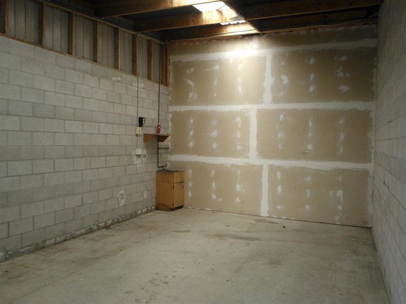Storage Or Workshop for Rent Tauranga image 2