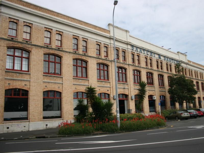 Office space in Saatchi & Saatchi Building image 0