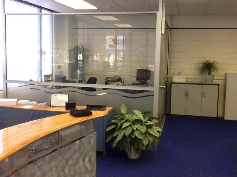 GROUND FLOOR OFFICE SPACE TO SHARE,  CBD image 2