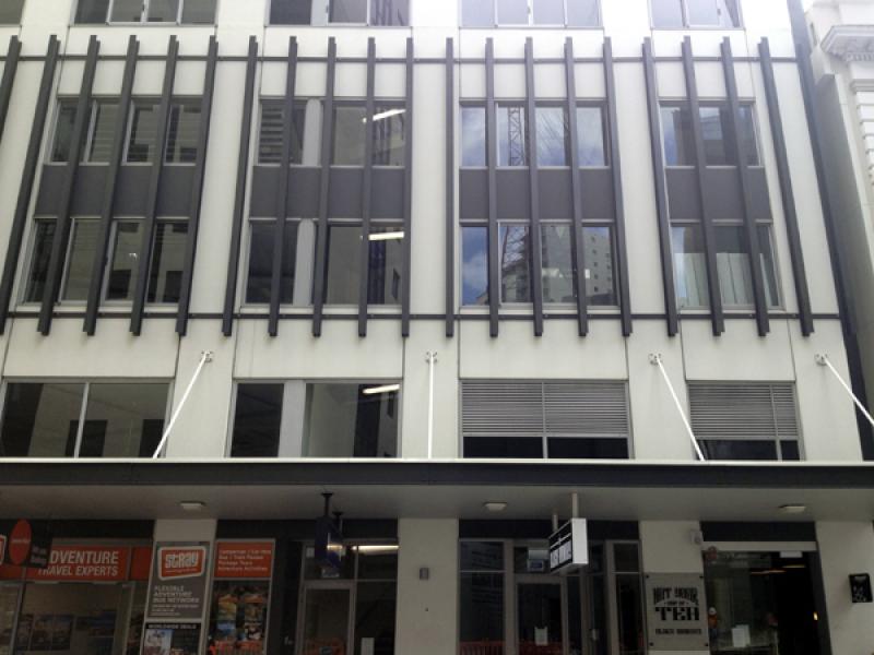 2 desks available in designer shared space image 0