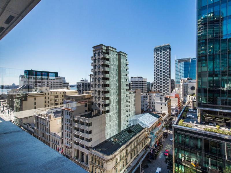 Cheap Office - Auckland CBD image 1