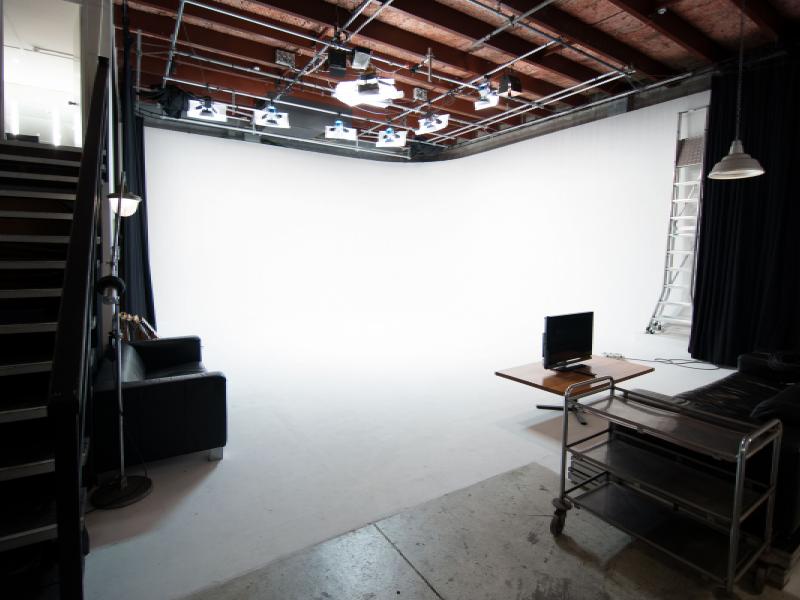 LOT23: Photo/Video Studio for Hire image 2