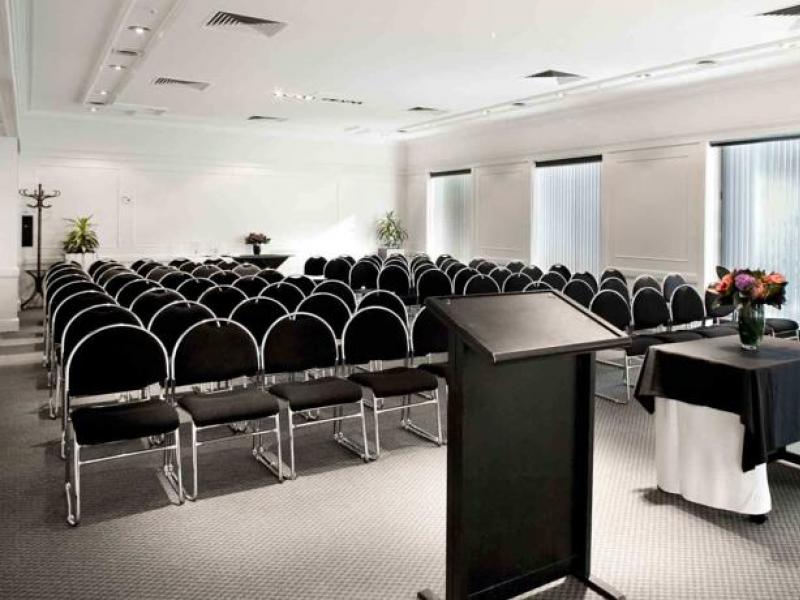 Mercure Auckland Meeting and Conference Space image 2