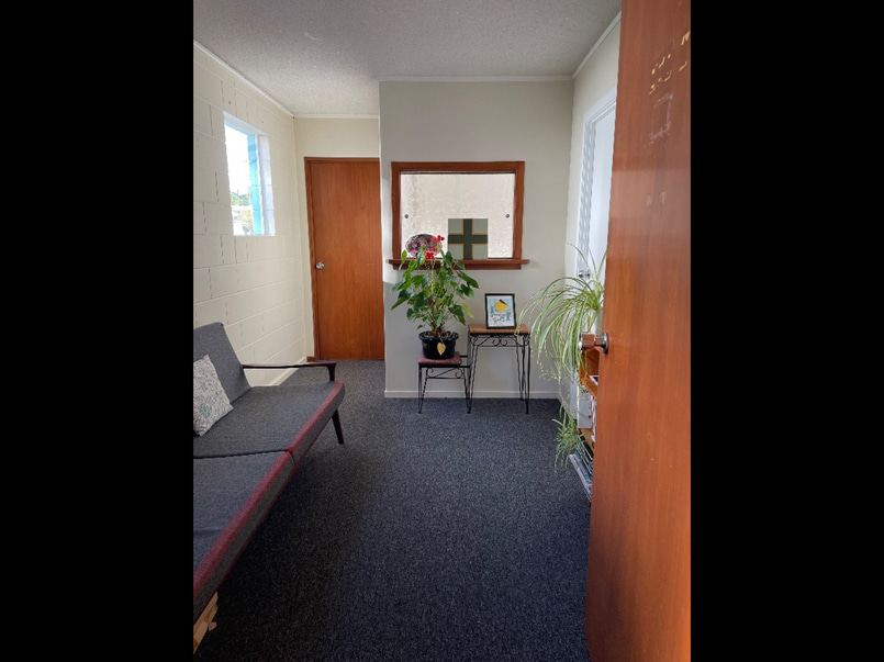 Mt Albert office desk part-time or full-time image 0