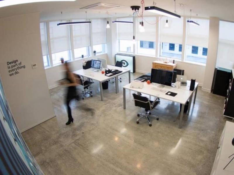 Modern and Upmarket Shared Office Space image 0