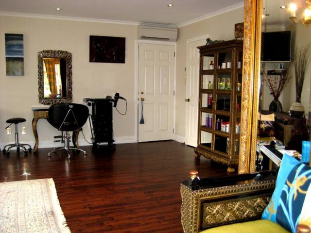 AMAZING SALON CHRISTCHURCH - RENT A CHAIR image 0