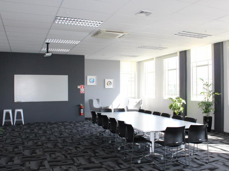 Diverse Modern Event Space image 0