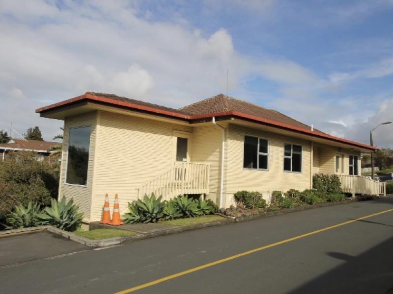 Holistic/Wellness Centre rooms available image 0