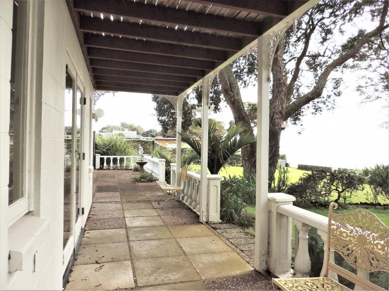 Vintage Beach Front Gardens image 1