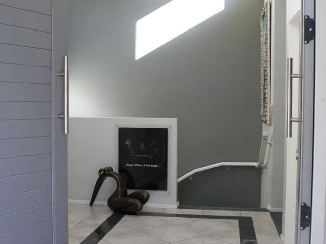 PHOTOGRAPHY STUDIO  Beautiful Space To Share image 2
