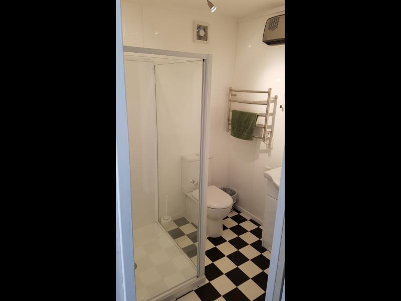 Sunny 10 sqm Private Office in Dunedin image 0
