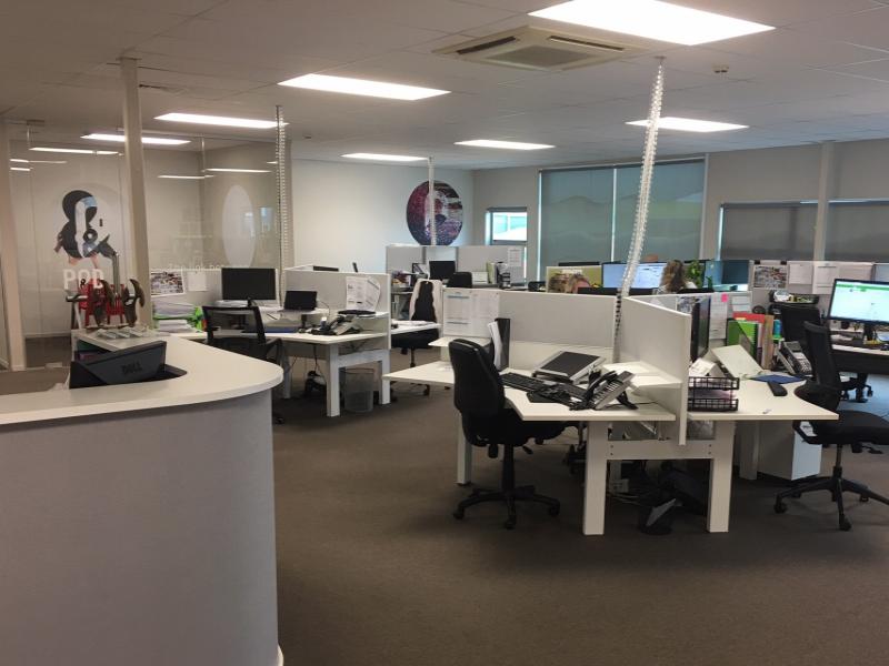 Desk space in open plan Flat Bush office image 1