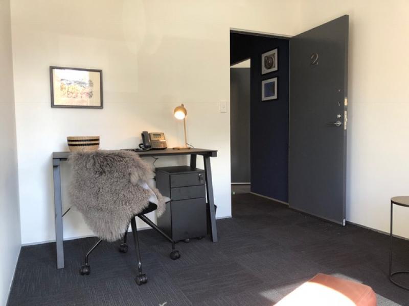 Executive, Queens Gardens views! Dunedin CBD image 1