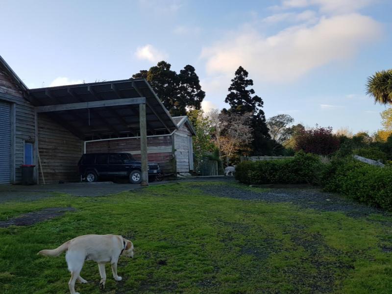 Rustic Barn with Character in Helensville image 1