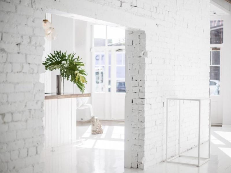 THE WHITE ROOM | Parnell Photography Space image 1