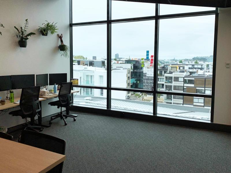 Share a brand new office in Ponsonby! image 1