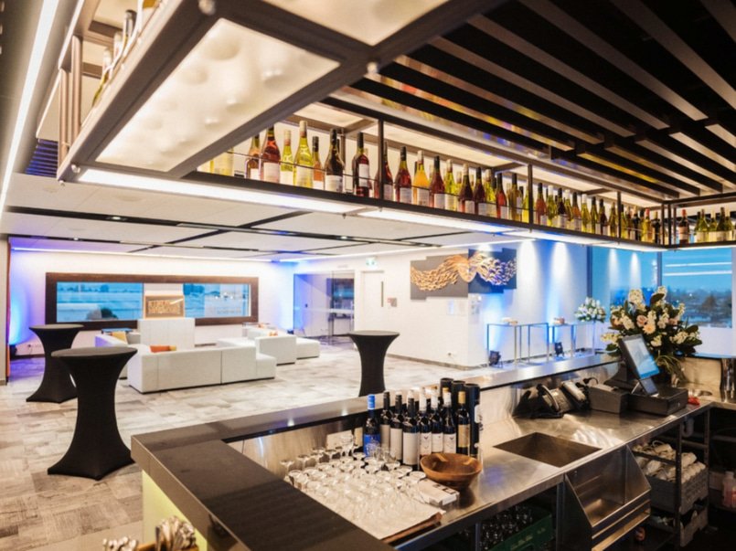 JetPark Auckland Airport Hotel & Conference  image 1