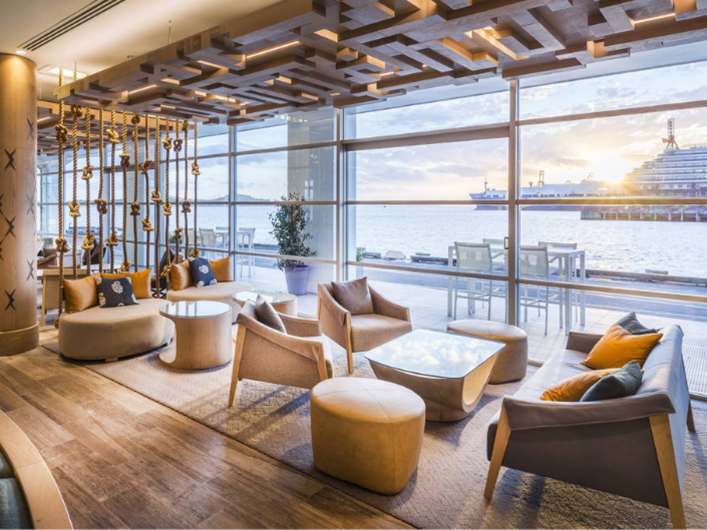 Panoramic Harbour Corporate Venue image 0