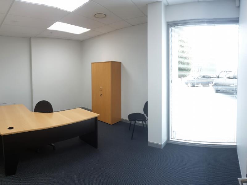 Modern Secure Office Space Near City Centre image 0