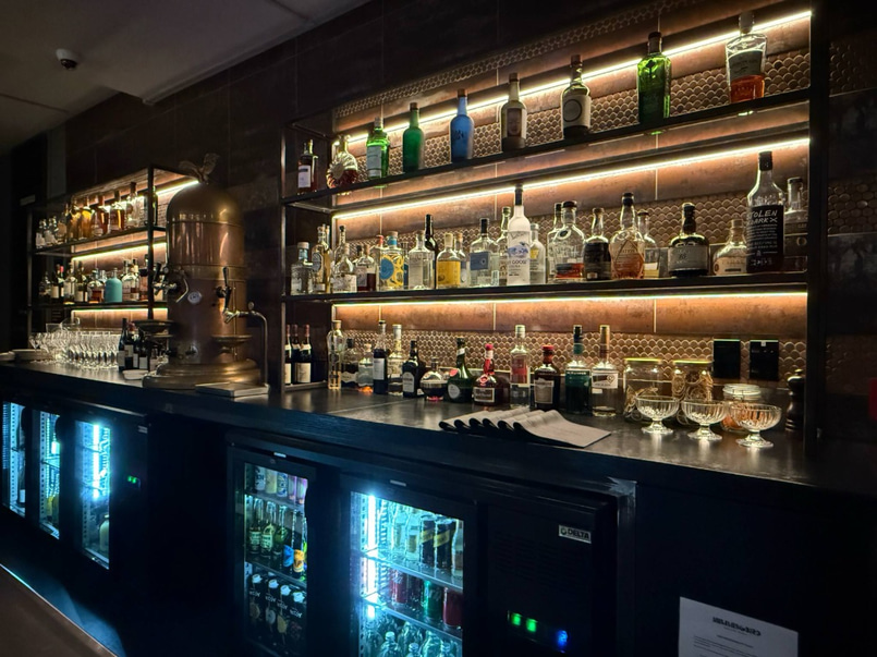 Hummingbird Lounge- Cocktail Bar Venue image 1
