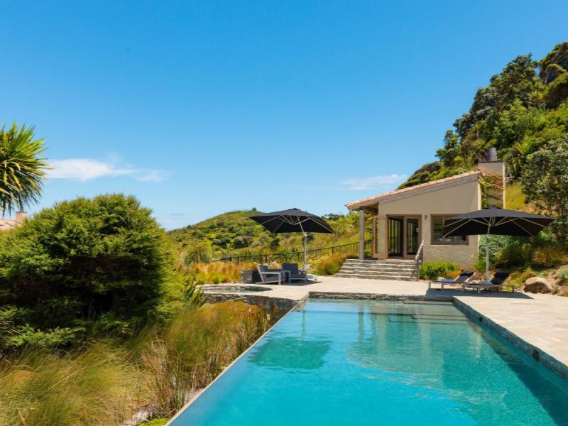 Breathtaking Estate Shoot Location in Muriwai image 1