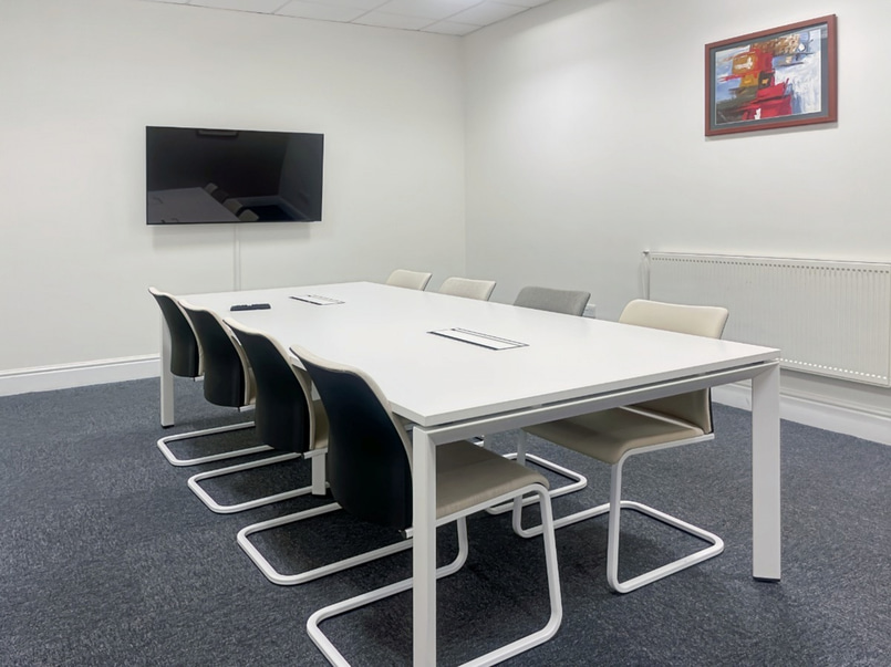 Fresh Meeting Rooms Available image 2