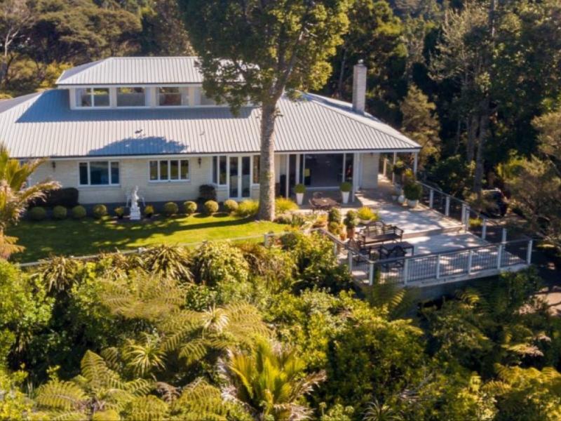 Titirangi Home Available for Shoots image 1