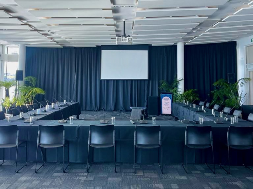 Waterfront Meeting Spaces image 2