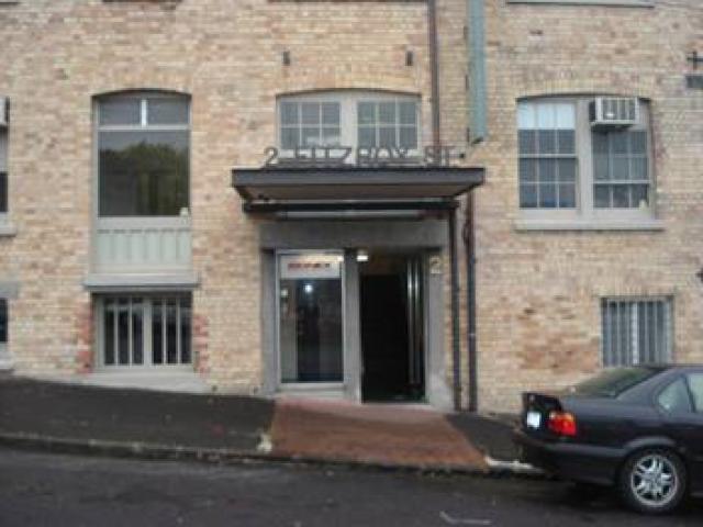 CHARACTER SUNNY OFFICE SPACE IN PONSONBY image 1
