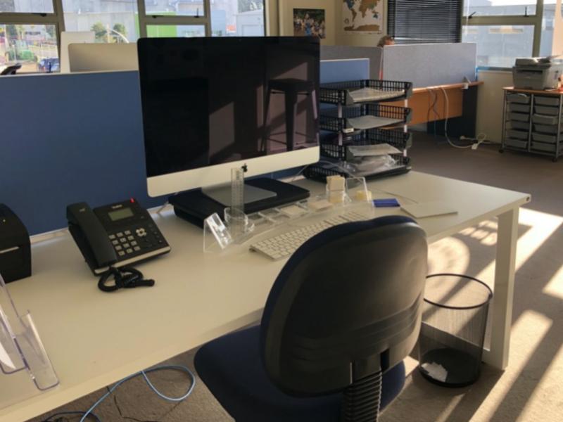 2 Desk Spaces in Sunny Kumeu Office image 1