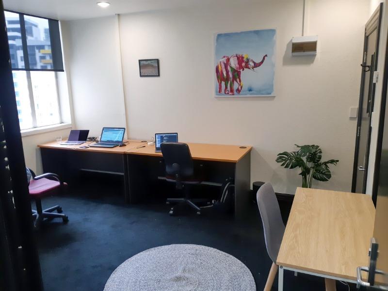 Queen St Desks available $200 per month each image 0