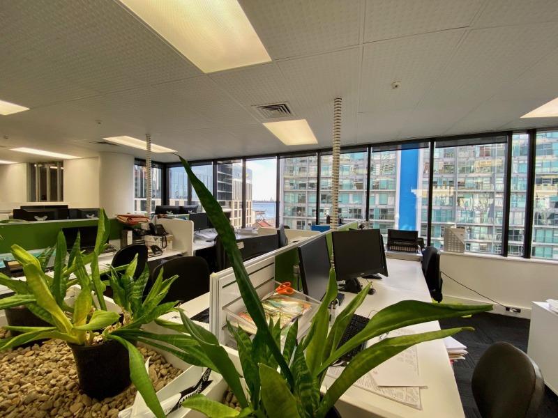 Office For Lease With Sea Views image 1