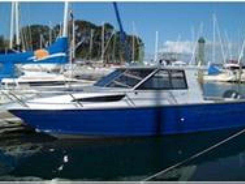 Overnight fishing boat for hire in Auckland Shared Boats